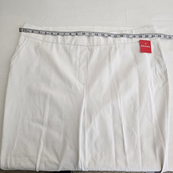 NWT Spanx On-The-Go Slim Straight Pants White Plus Size 3X Pull On - Picture 7 of 11